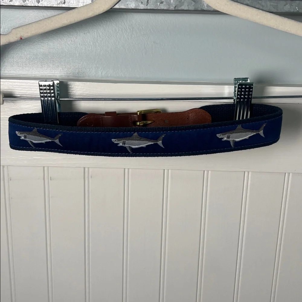 Boys belt sharks size 24 blue
